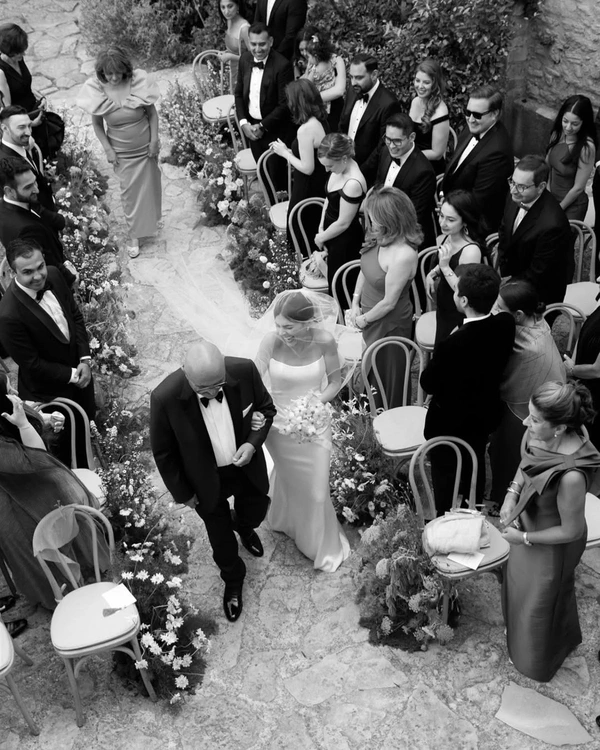 <a href="https://www.instagram.com/p/DIqbt0gIs78/" target="_blank">Photography: AK Studio Wedding</a>