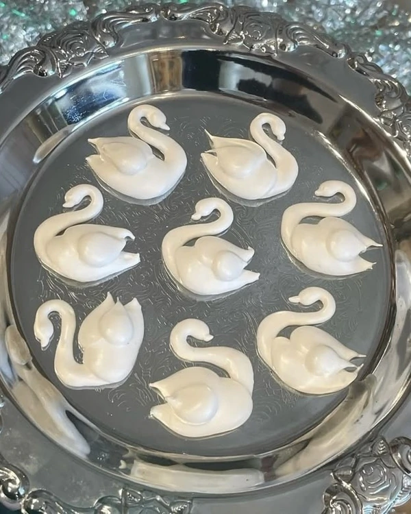 Trend: Swan Wedding Décor