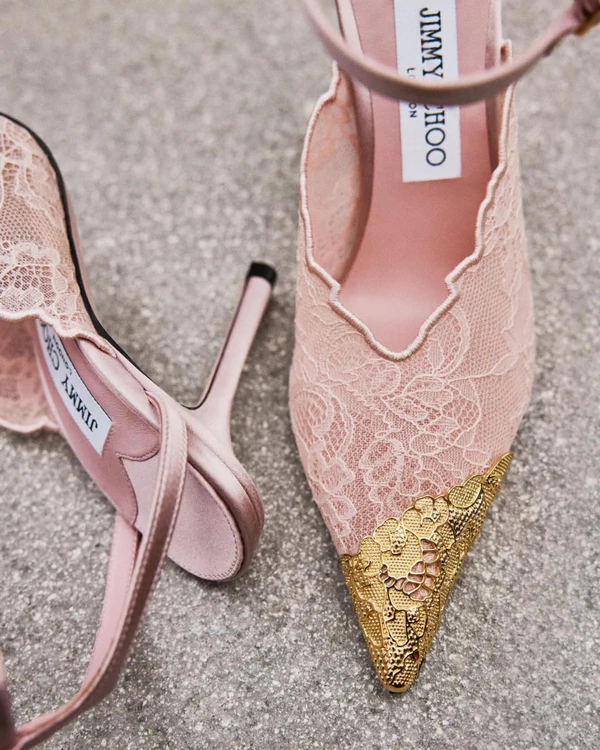 <a href="https://www.instagram.com/p/DU_LXVDDJIz/?hl=en">Jimmy Choo</a>