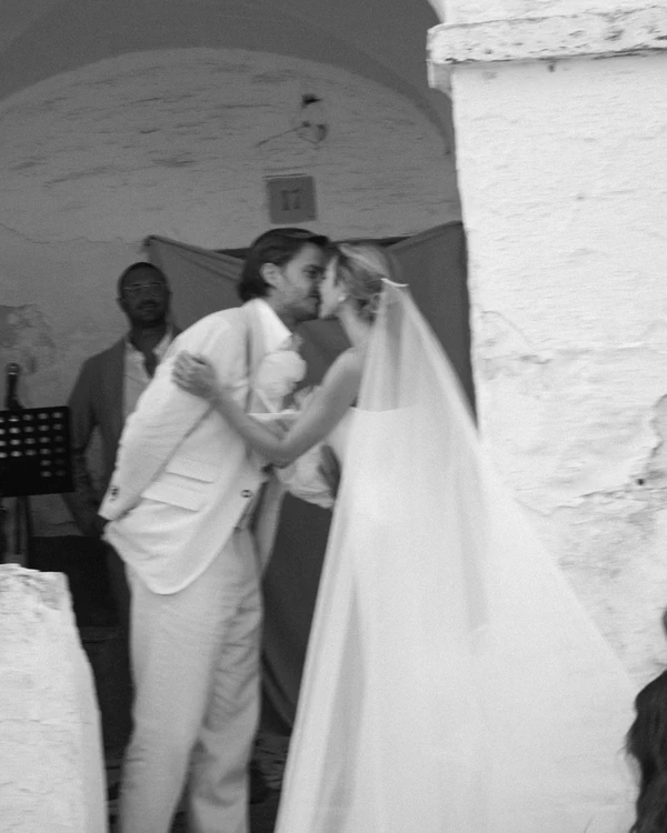 An Intimate Menorca Quarry Wedding with Avant-Garde Design & Vintage Bridal Looks