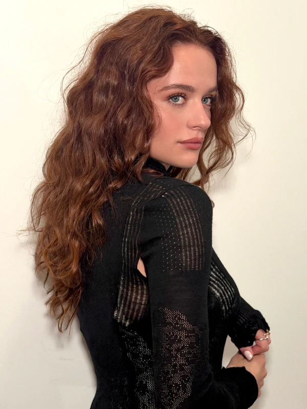 <a href="https://www.instagram.com/p/Dbi8wjqmv21/?img_index=1">Rena Calhoun</a>