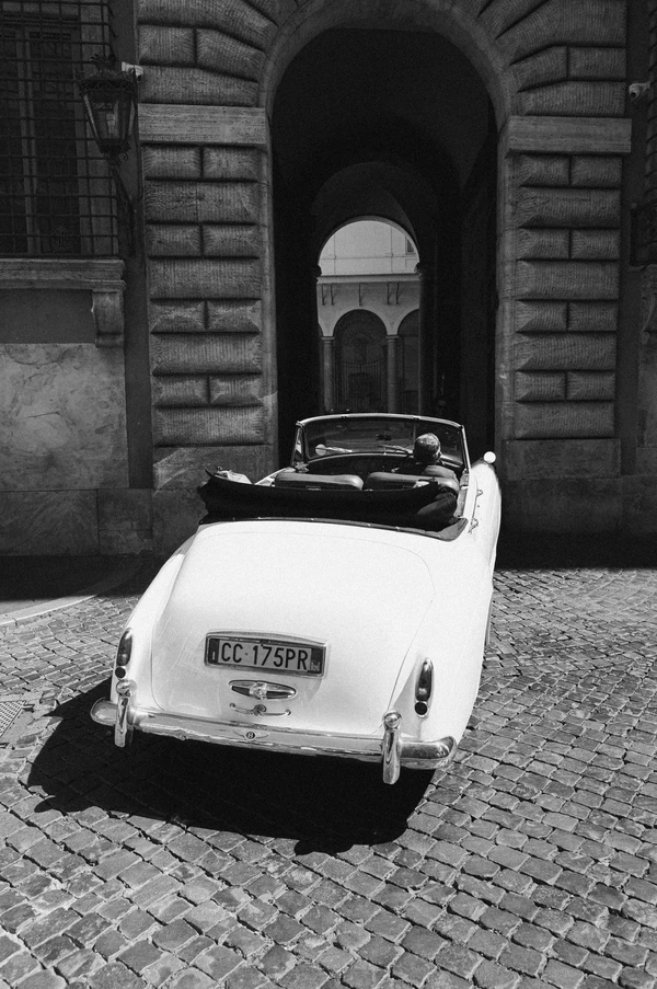 Vintage-Inspired Couture Takes Center Stage at This Chicly Curated Castle Wedding in Rome