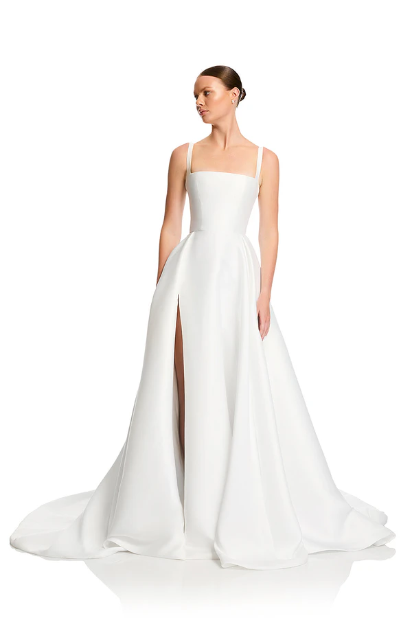 Best Wedding Dresses for Fuller Bust