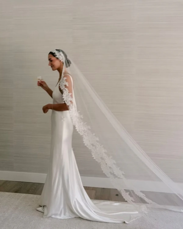 15 Best Bridal Stylists Around the World to Curate Your Dream Wedding Wardrobe