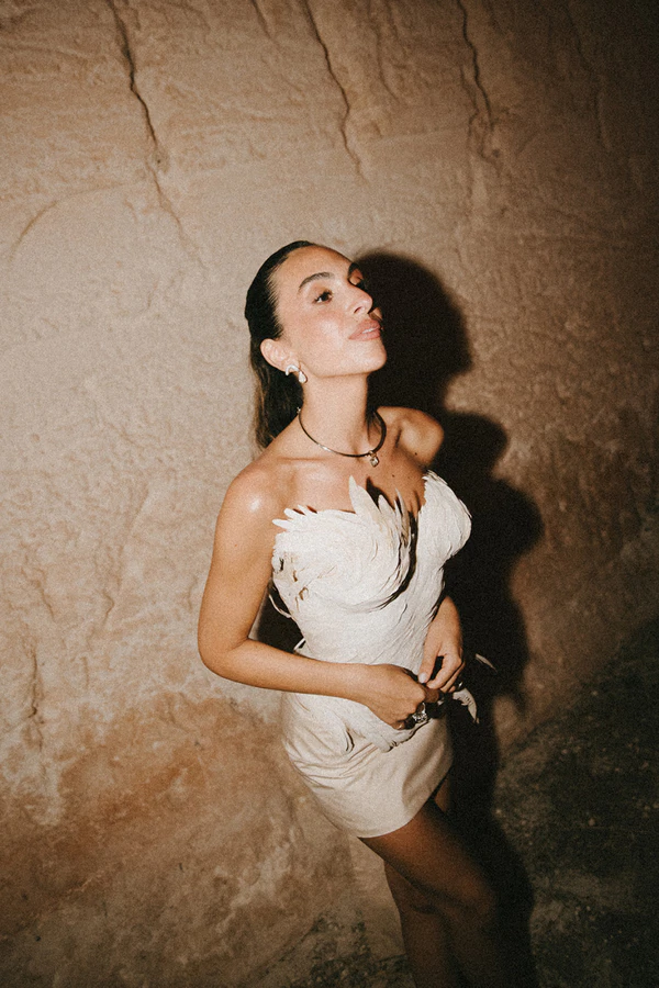 Pastel Florals, Golden Arches & a Dance-Filled Night at This Menorca Quarry Wedding