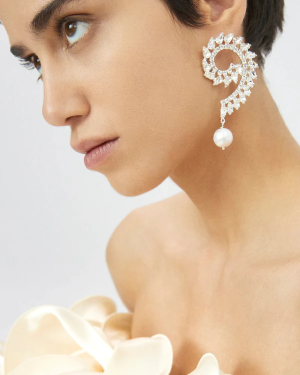 Stylish Earrings for Brides