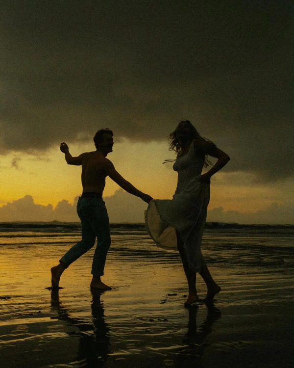 8 Perfectly Romantic Honeymoon Experiences for Newlyweds