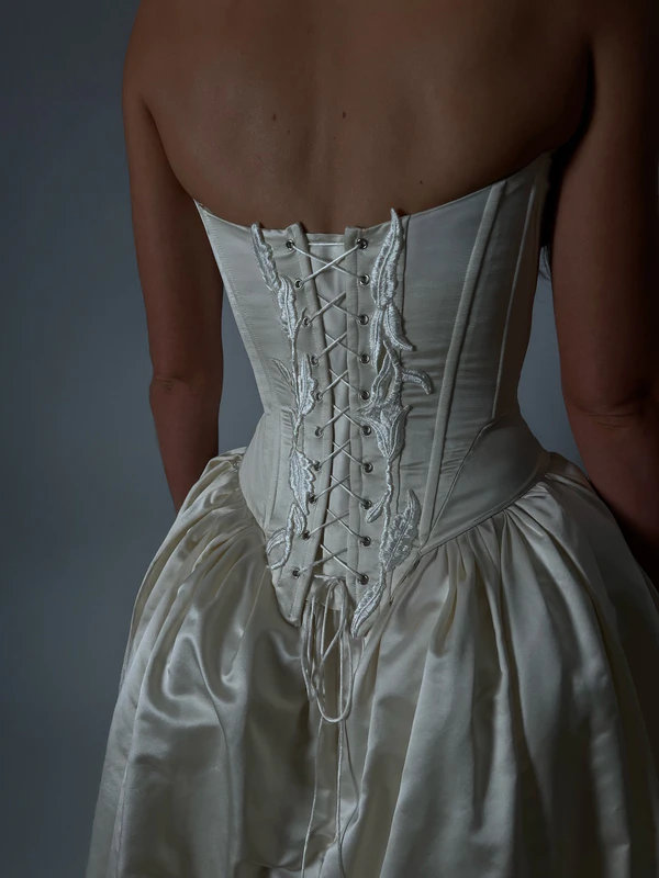 Noa Fineout, wedding bridal in California, USA — portfolio photo 11