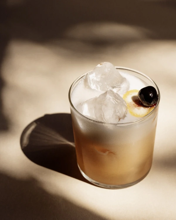 6 Must-Try Signature Wedding Cocktails Your Guests Will Love