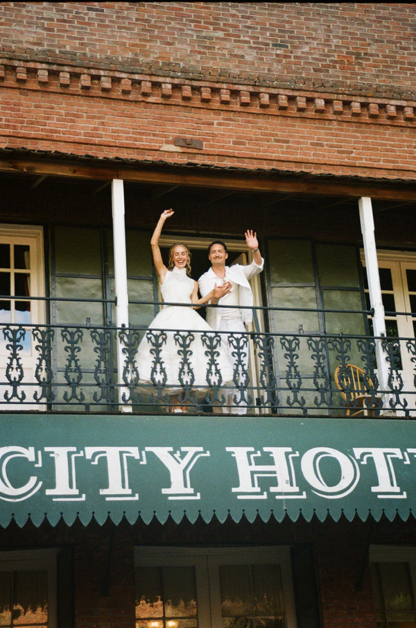 Influencer Jade Mitchell-Clyde's Chic Black-Tie Wedding in California's Gold Country