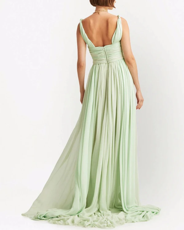 Do Colorful Wedding Dresses Have a Moment?