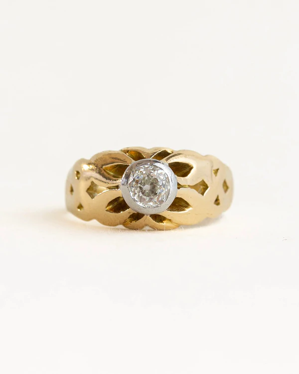 50 Iconic Vintage Engagement Ring Styles & Cuts