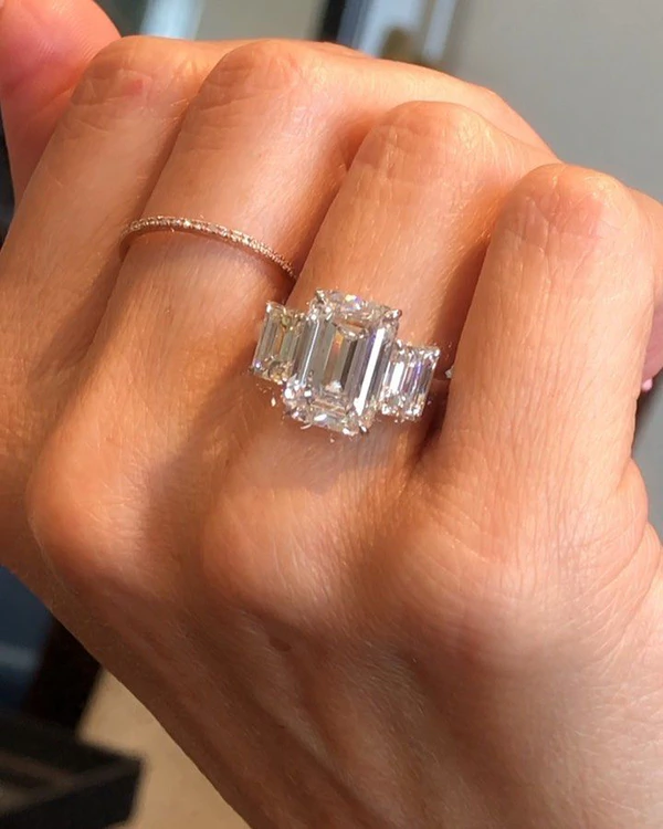 50 Iconic Vintage Engagement Ring Styles & Cuts