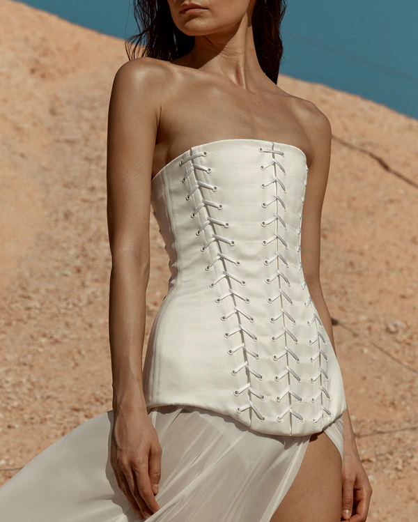 The Chicest Looks & Trends from the Spring '26 Bridal Collections