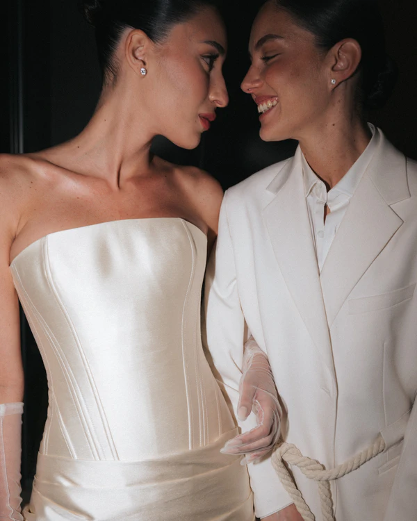 A Timeless Seaside Wedding on the Mediterranean Coast