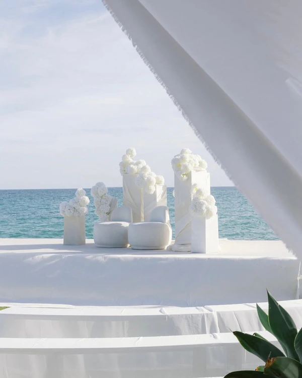 7 Key Ingredients for a Fashion-Forward Editorial Wedding Style