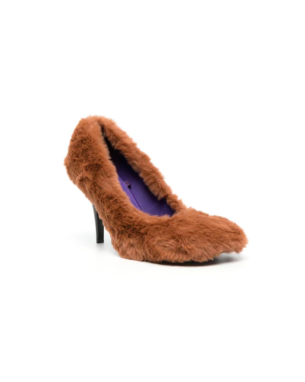 Fluffy Shoes for a Winter Wedding