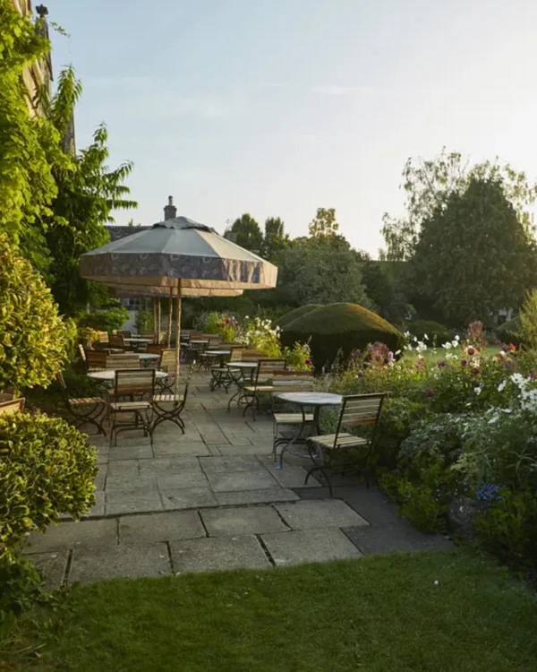 12 Dreamy English Countryside Hotels for Honeymooners