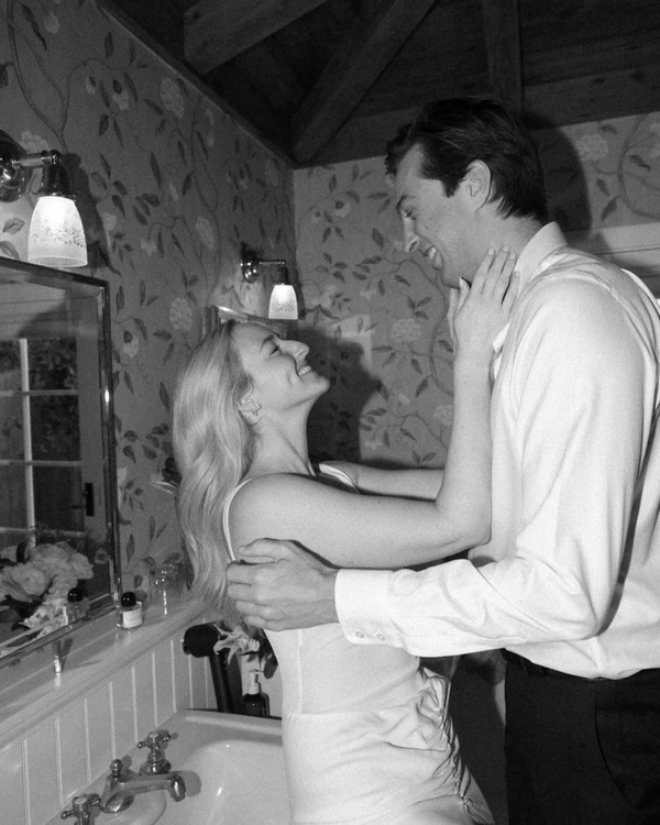 How to Manage Wedding Planning Without it Taking Over Your Life
