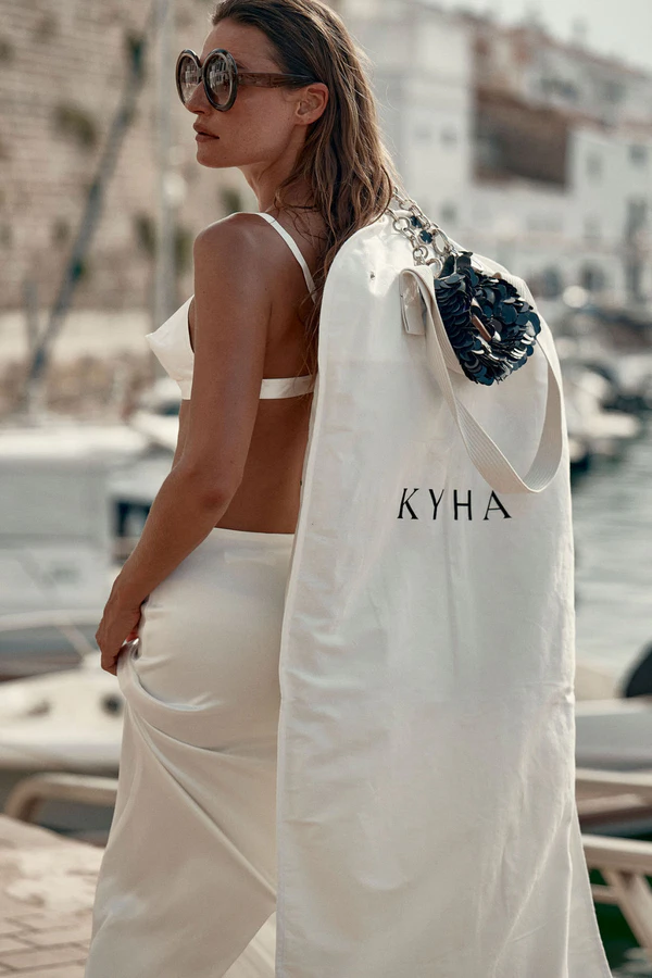 <a href="https://www.instagram.com/kyhabride/">Kyha Bride</a>