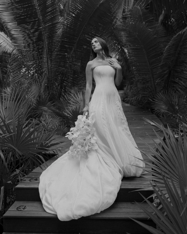 Inside a Vibrant Oceanfront Wedding Weekend in Punta Mita, Mexico — photo 1