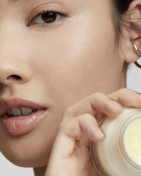 13 Holy Grail Beauty Products Top Bridal Makeup Artists Swear By