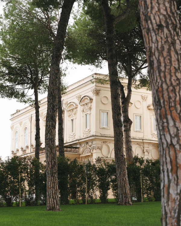 An Elegant & Dreamy Italian Wedding in a Baroque Roman Villa