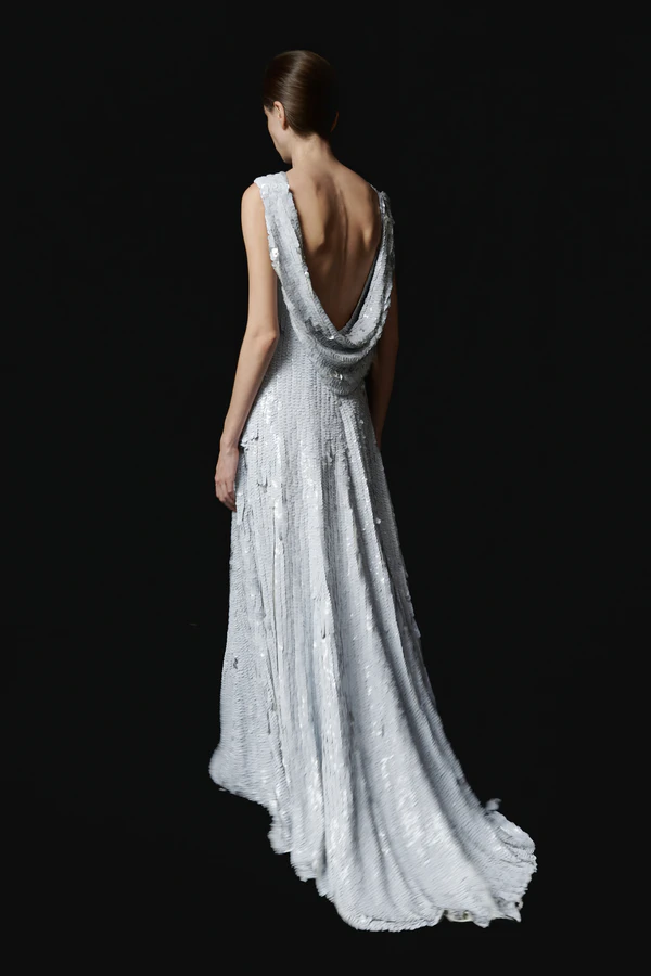 <a href="https://www.instagram.com/valentinyudashkin_official?igsh=MTE2azJsbnRpb3Nx">Yudashkin</a>
