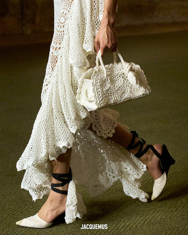 The Boho Revival: 40 Bohemian Wedding Dresses & Accessories for the Modern Bride
