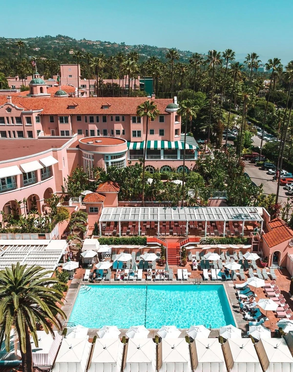 The Best Hotels of California for a Wedding Ceremony and a Couple’s Photoshoot