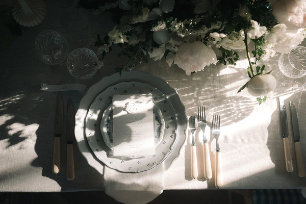 Minna Katie Captures the Essence of Spring Love — photo 1