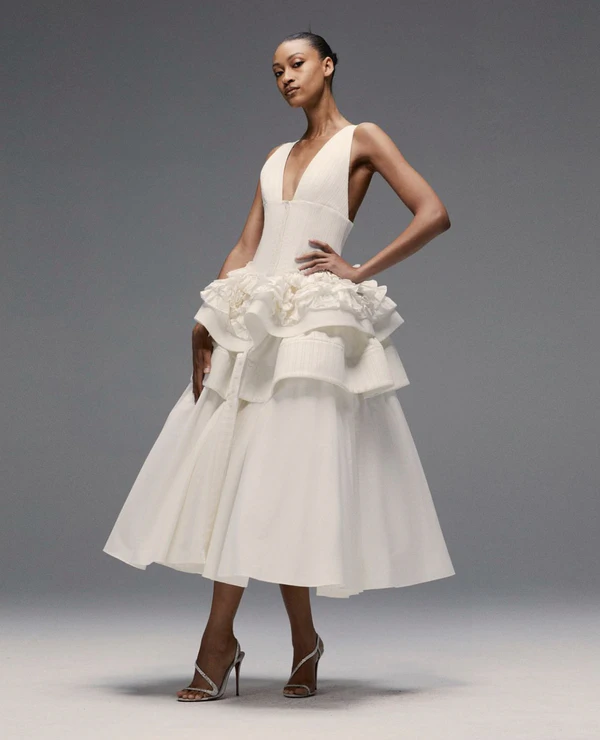 Wedding Dresses for Athletic Build