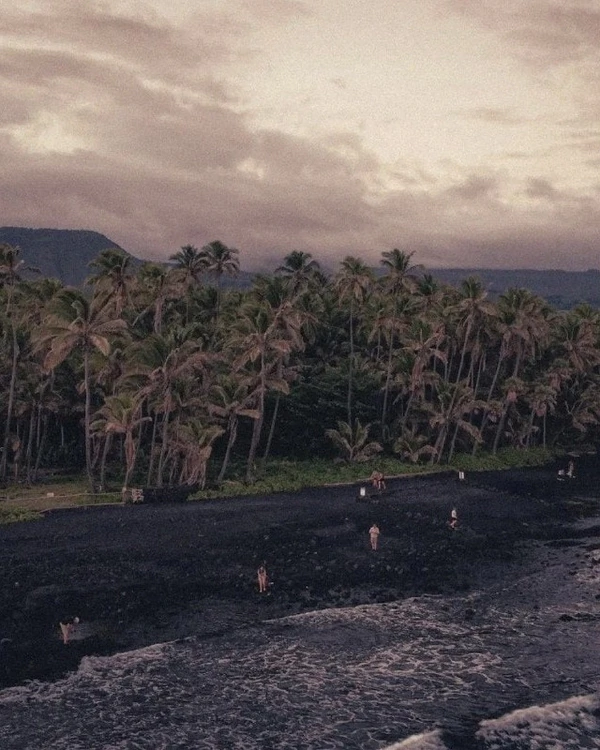 9 Must-Visit Places on Your Hawaiian Honeymoon