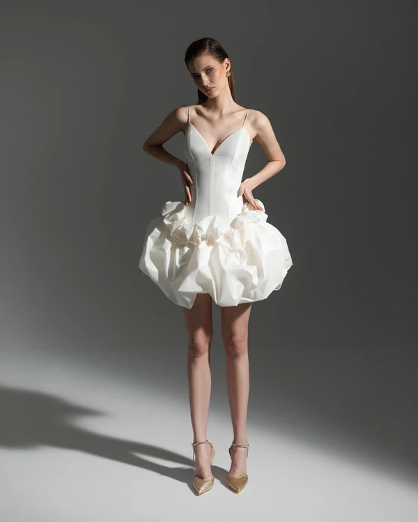 35 Chic Bridal Mini Dresses