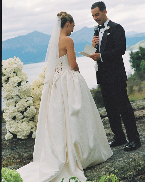 A High-End Wedding Amongst New Zealand's Cinematic Mountains