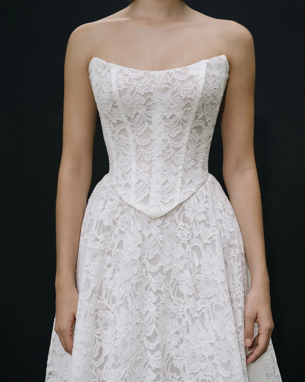 35 Lace Bridal Dresses from the Fall 2026 Collections