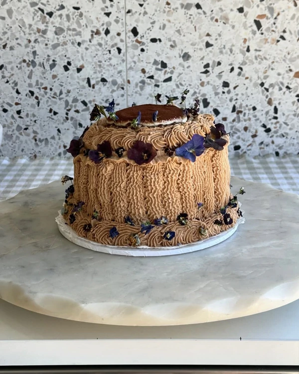 40 Irresistible Chocolate Brown Wedding Cakes & Desserts