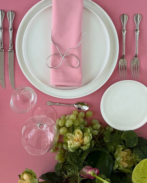 9 Fresh Color Combinations Defining Spring 2026 Weddings