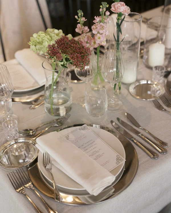 A Unique Fusion of Italian, Spanish & Chinese Cultures in this Chic Madrid Garden Wedding