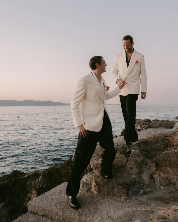 Planning a Wedding Without a Wedding Planner? Here's What to Consider First