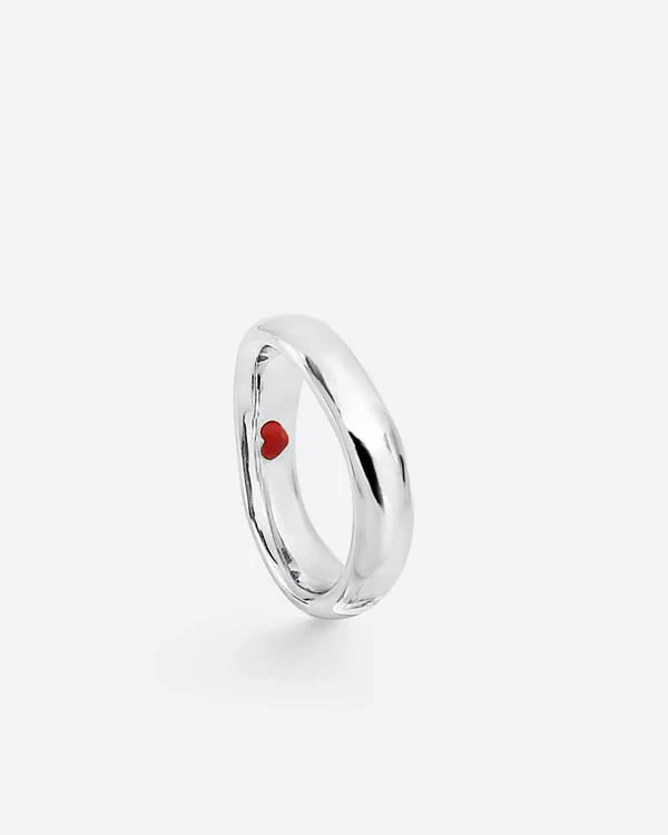 12 Best Non-Classic Wedding Bands for the Groom