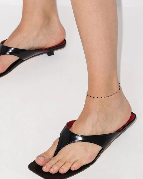 12 Anklets for a Stylish Summer Look