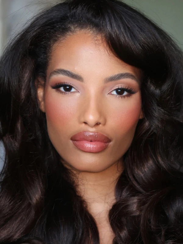 <a href="https://www.instagram.com/p/DQaDCnRjbPo/?img_index=1">Brooke Lilias</a>