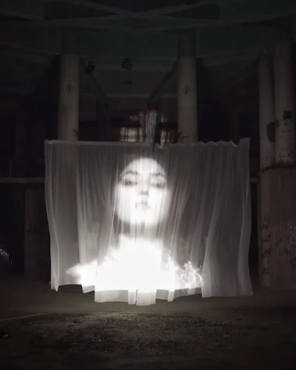 Trend: Classic Film Projections