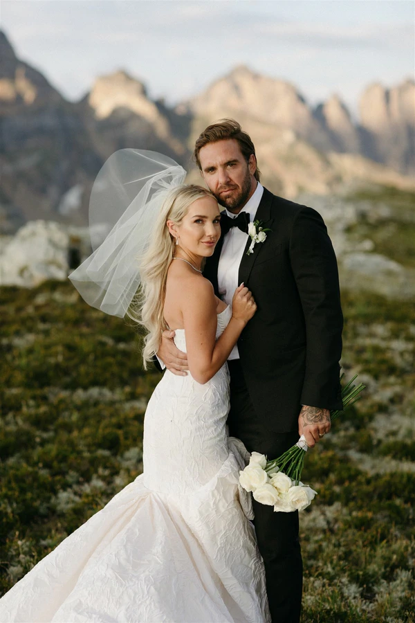 Micro-Wedding in the Middle of Nowhere
