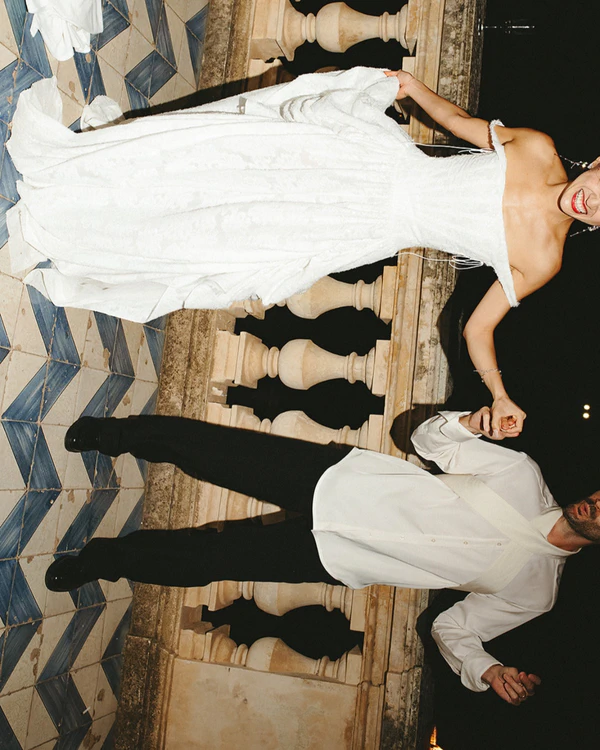 A Cinematic Wedding with Sculptural Installations & a Vibrant Palette in Sicily