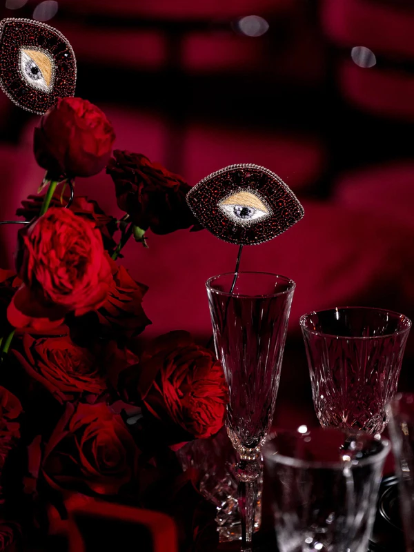 <a href="https://www.instagram.com/p/Db42-f6jg1r/?img_index=4">Anna Botanica</a>, Photography: <a href="https://www.instagram.com/vaaarvar/">Varvara Bialik</a>