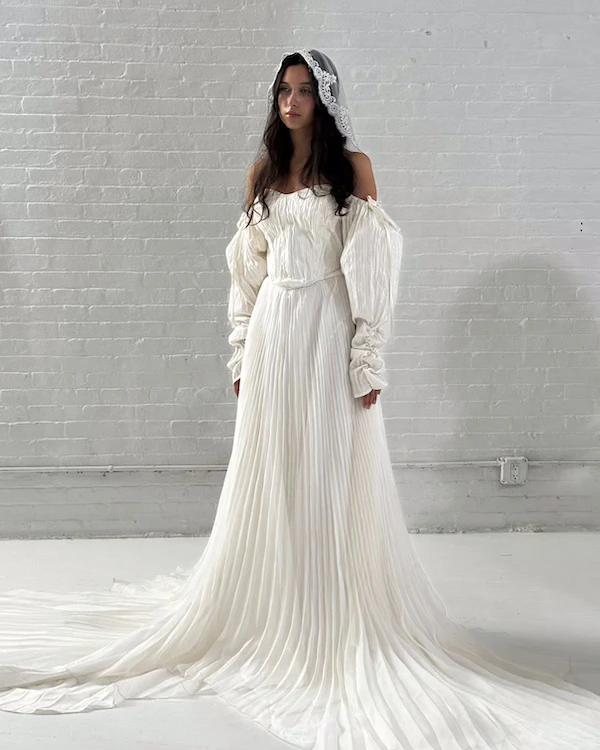 The Chicest Trends from the Fall '25 Bridal Collections