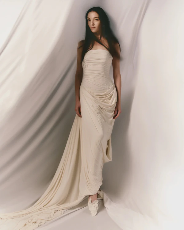 Bridal Trend: Draped Details