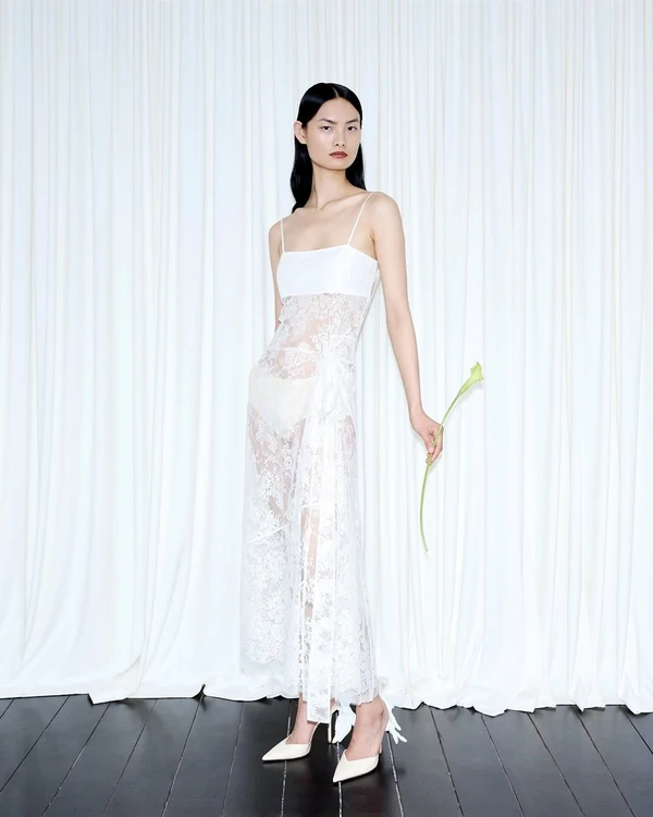 16 Best Bridal Designers in the UK